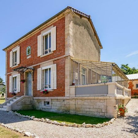 Maison Qui S'Y Frotte S'Y Pique Robert-Espagne Екстериор снимка